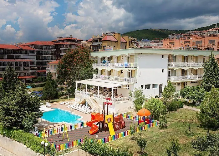 Panorama ホテル 3*